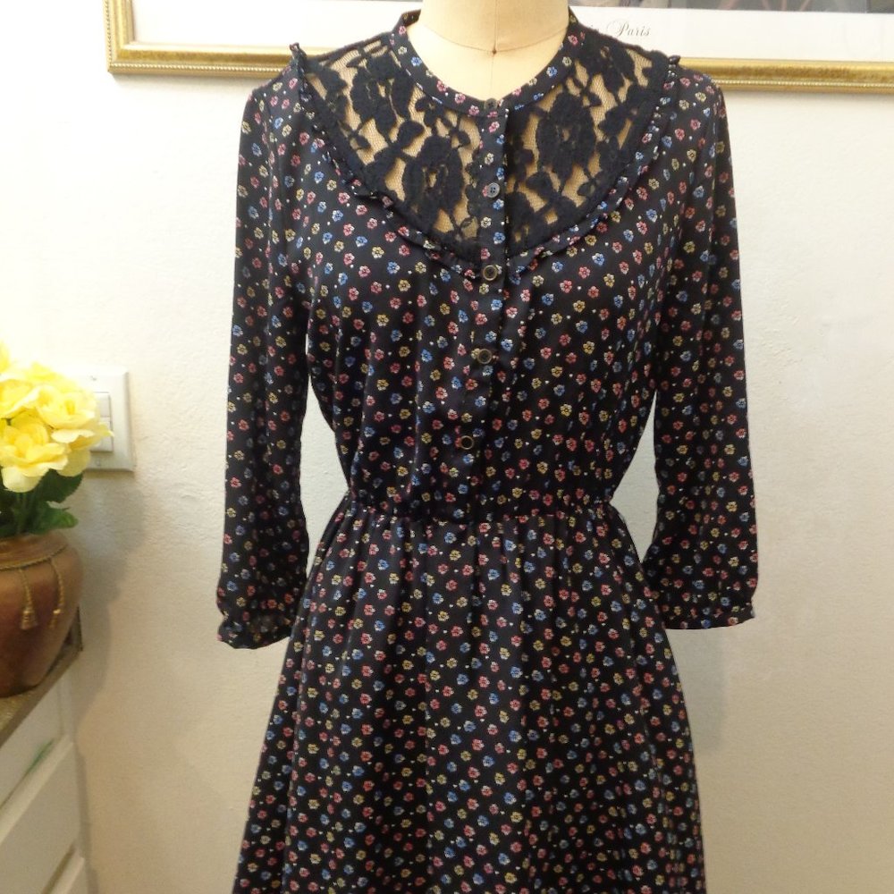 Forever 21 Floral Print with Lace Trim High Low Dress